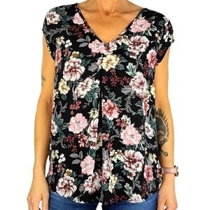 Halogen Floral Blouse Size 1X Large Short Sleeve Pleated